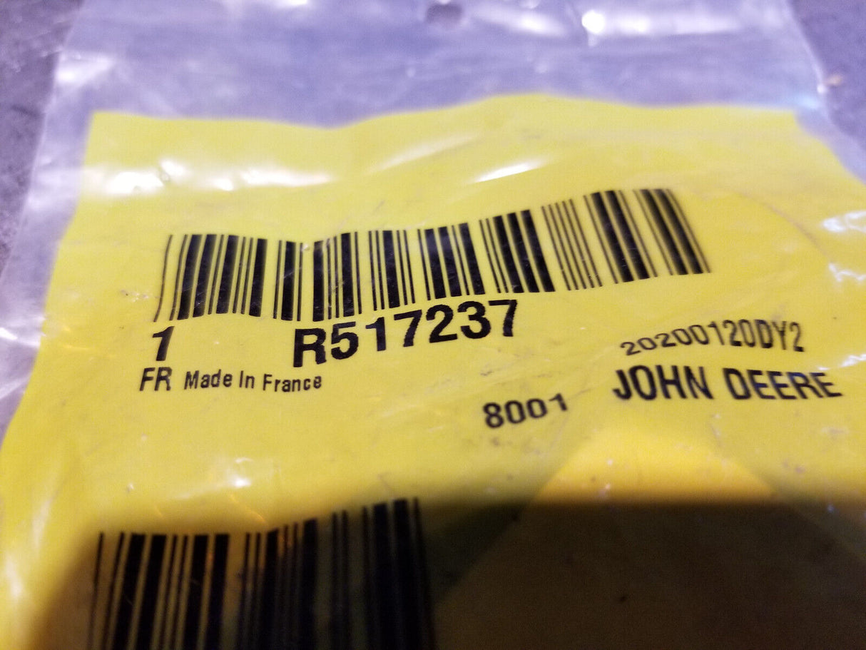 R517237 JOHN DEERE BUSHING