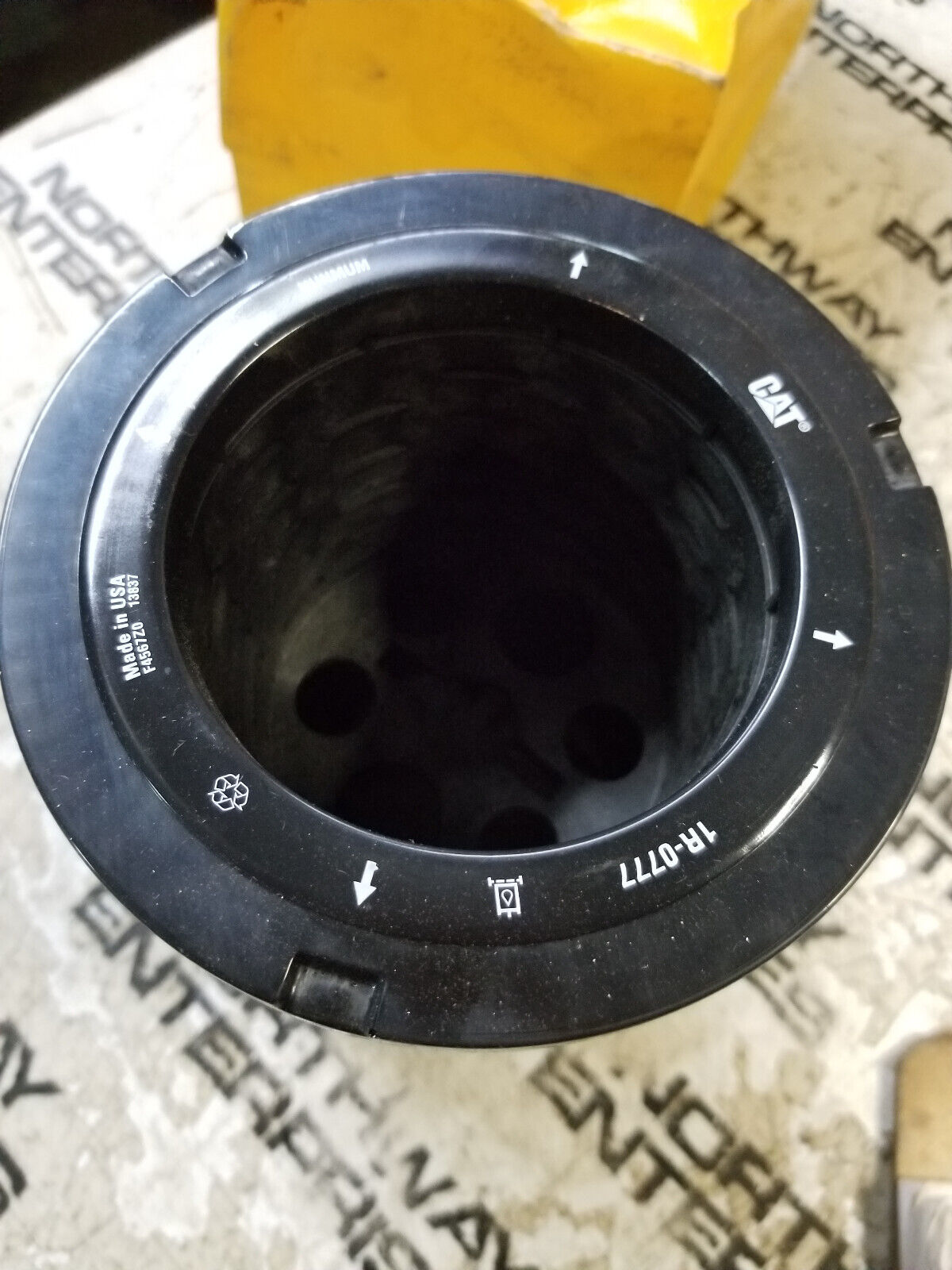 1R-0777 CATERPILLAR OIL FILTER ELEMENT 1R0777