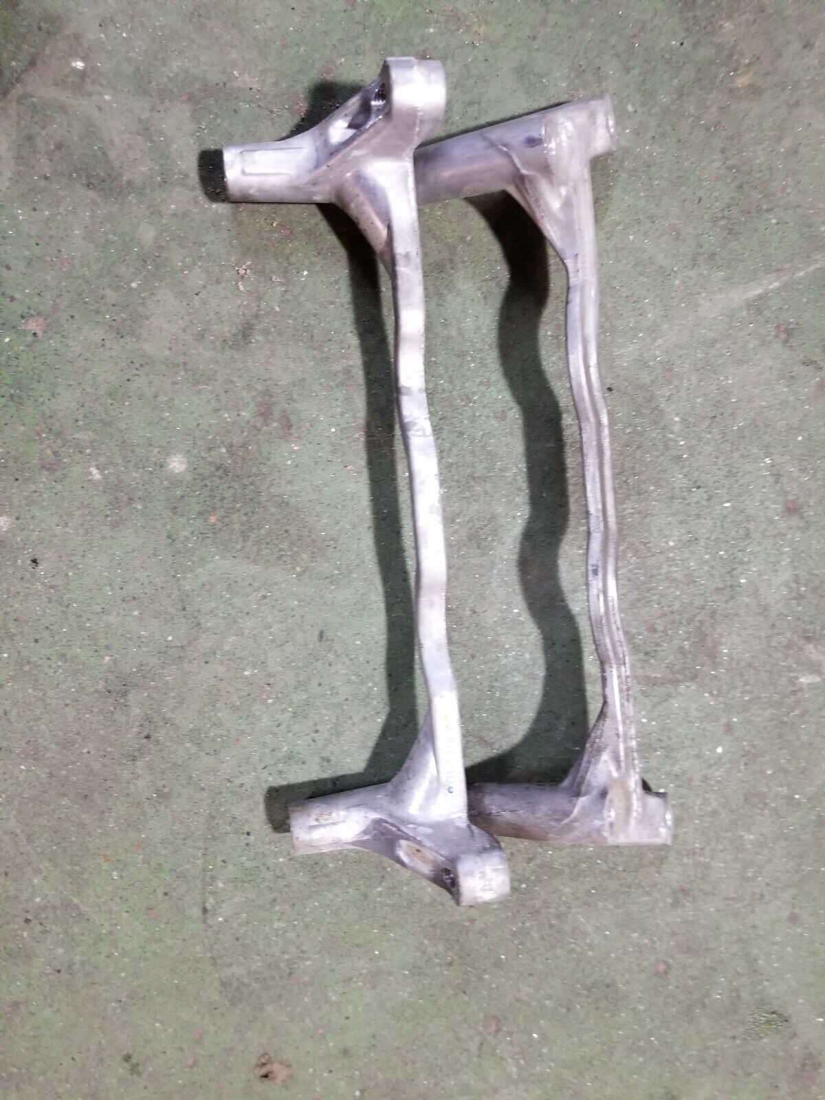 L5P 6.6L DURAMAX GM FUEL RAIL BRACKET SET 12678754