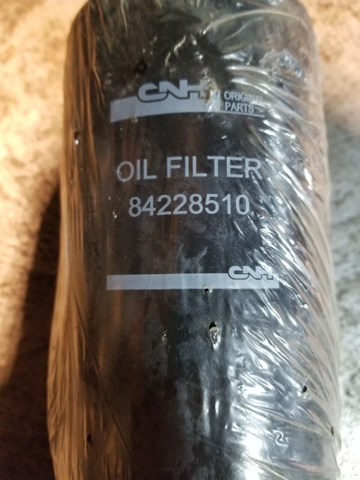 84228510 CASE  Oil Filter