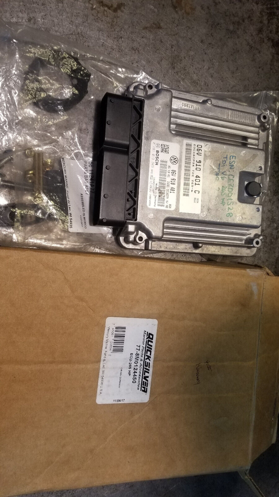 CORE Mercury-Mercruiser 77-8M0124450 ECU-265 HP FOR PARTS/UNKNOWN CONDITION