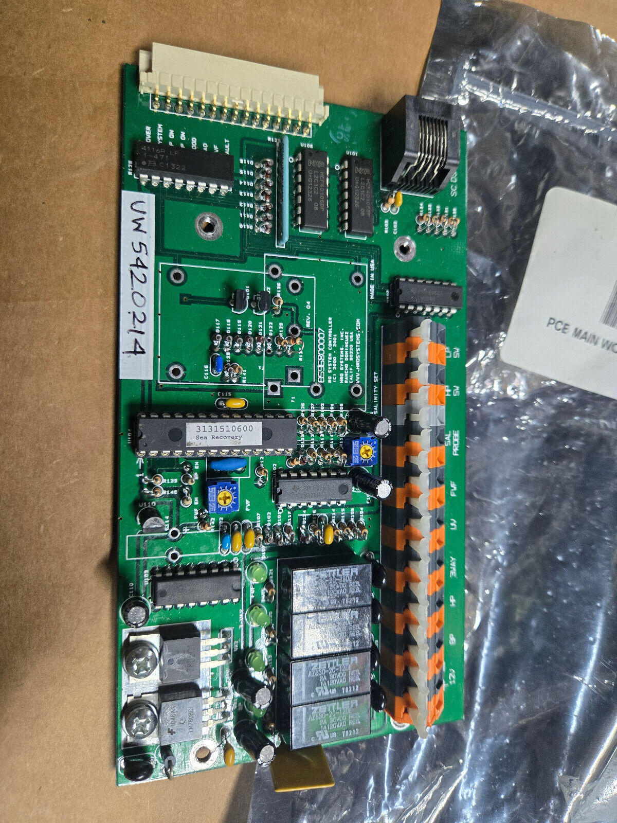 PCB MAIN WO/HOURMETER UW/SE B596800007