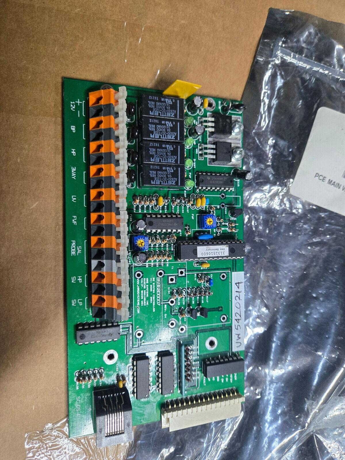 PCB MAIN WO/HOURMETER UW/SE B596800007