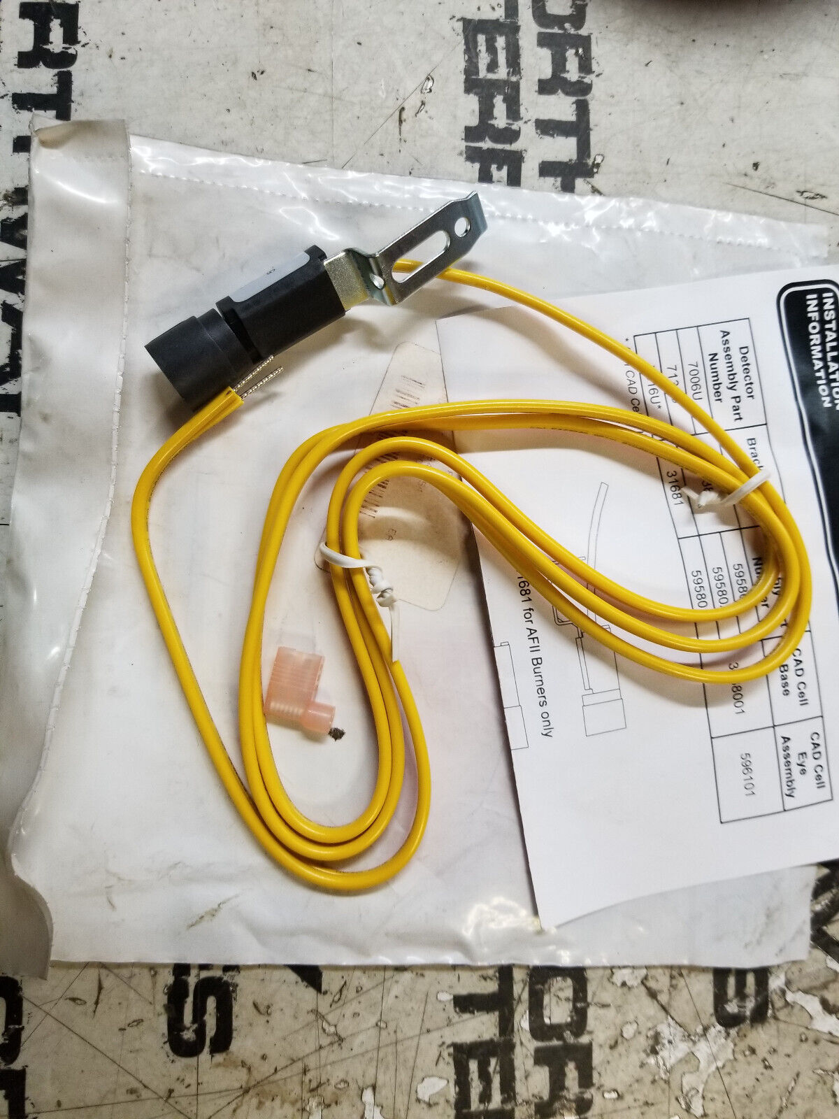 B48154 Frost Fighter Beckett Honeywell CAD Cell 7135U