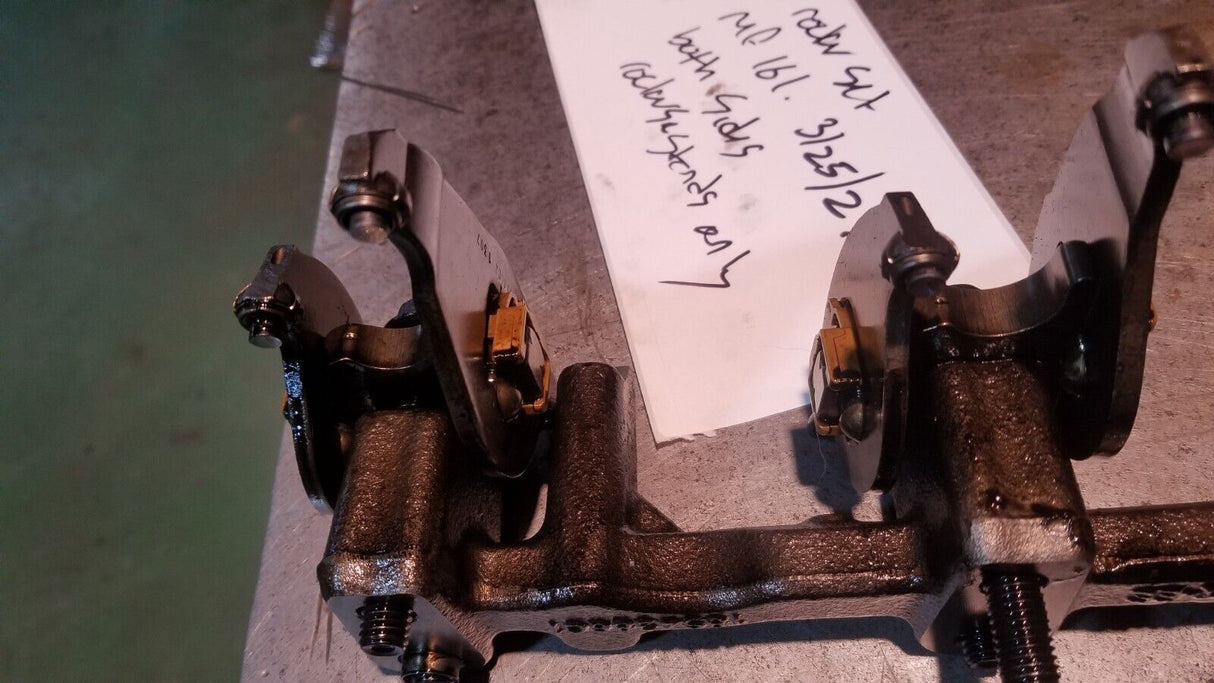 1880400C1 2007-2010 Ford F-250 350 450 6.4L Diesel Valve Rocker Arm Set