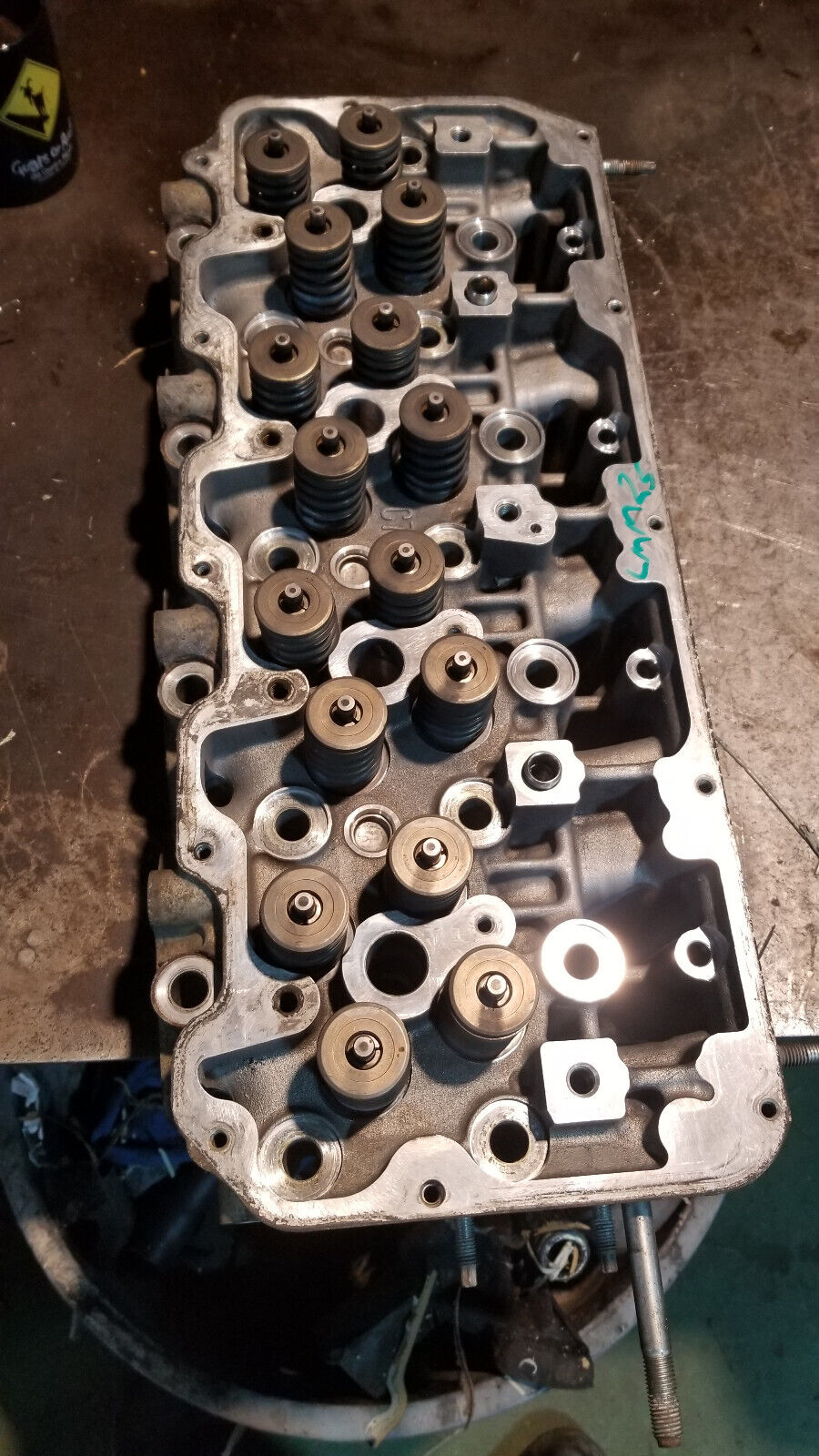2007-2010 Chevy GMC 6.6 LBZ LMM DURAMAX CYLINDER HEAD RH PASSENGER REF25