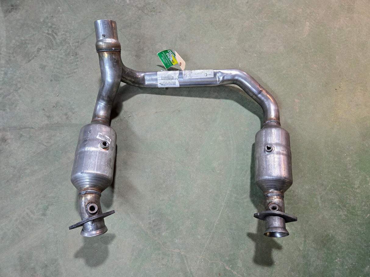 68436974AB MOPAR EXHUAST PIPE AND CONVERTER 2020-2022 Ram 1500 Classic 5.7L V8
