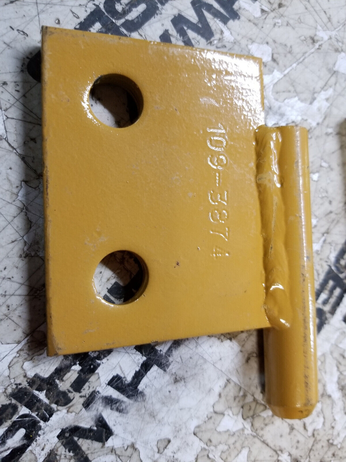 Genuine Caterpillar CAT 109-3874 HINGE 1093874 RADIATOR GRILLE HINGE