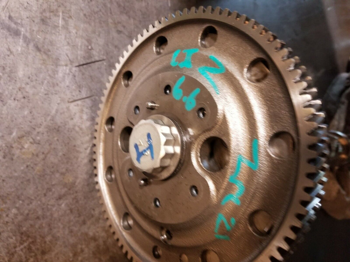 07-10 2007-2010 DURAMAX LBZ LMM USED CAMSHAFT 98077453 ; 97211770 897362100 r21