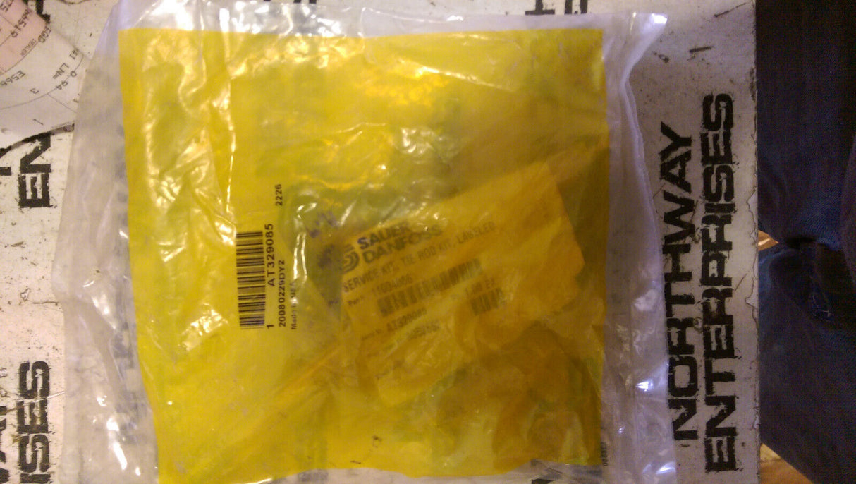 AT329085 JOHN DEERE TIE ROD KIT
