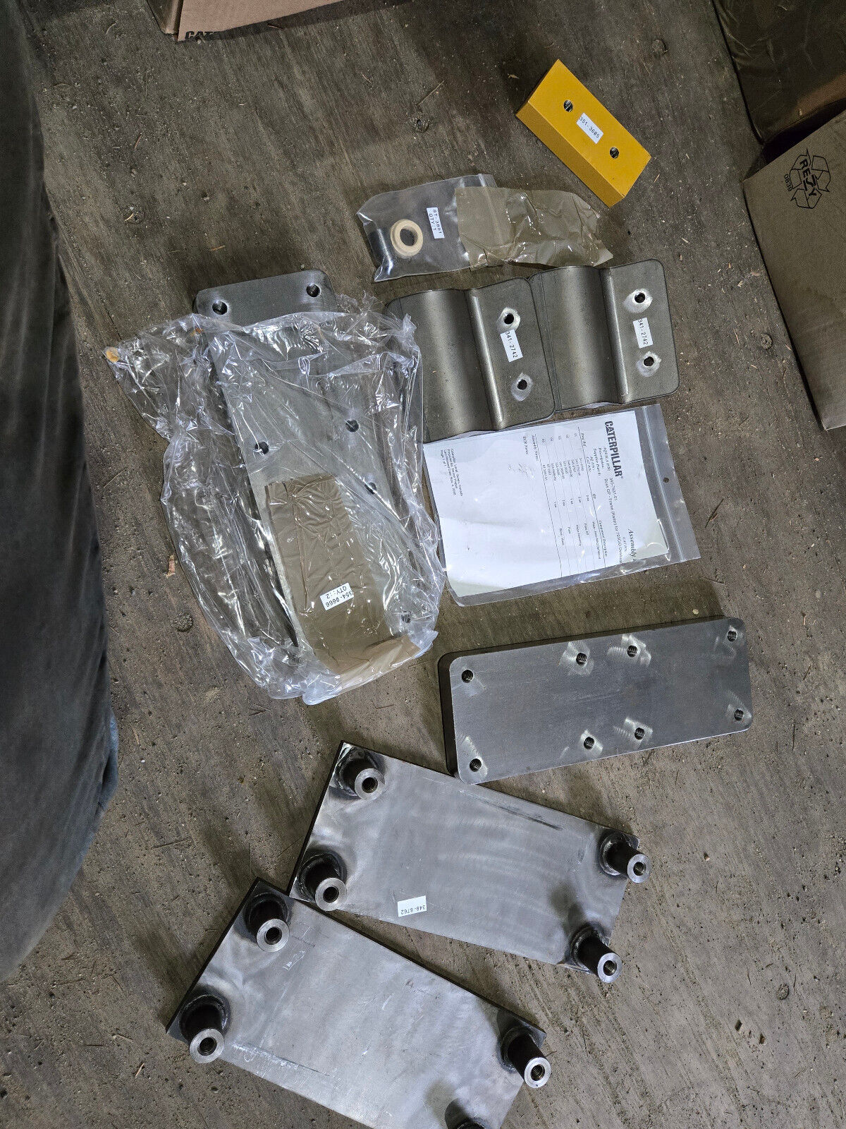 CATERPILLAR 345-7631 3457631 BOSS GP FRM