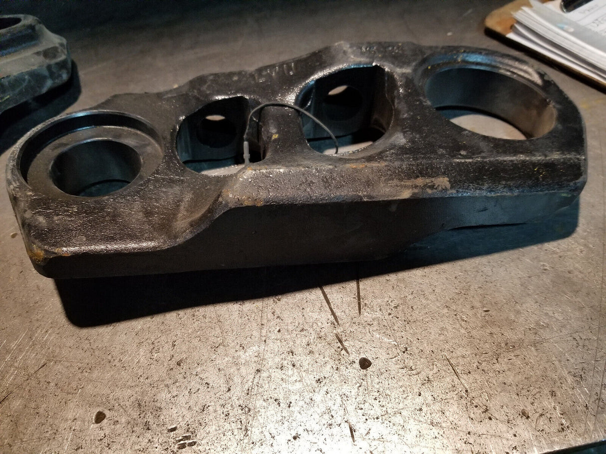 492-0233 Caterpillar 4920233 General Duty Grease Lubricated Track Link