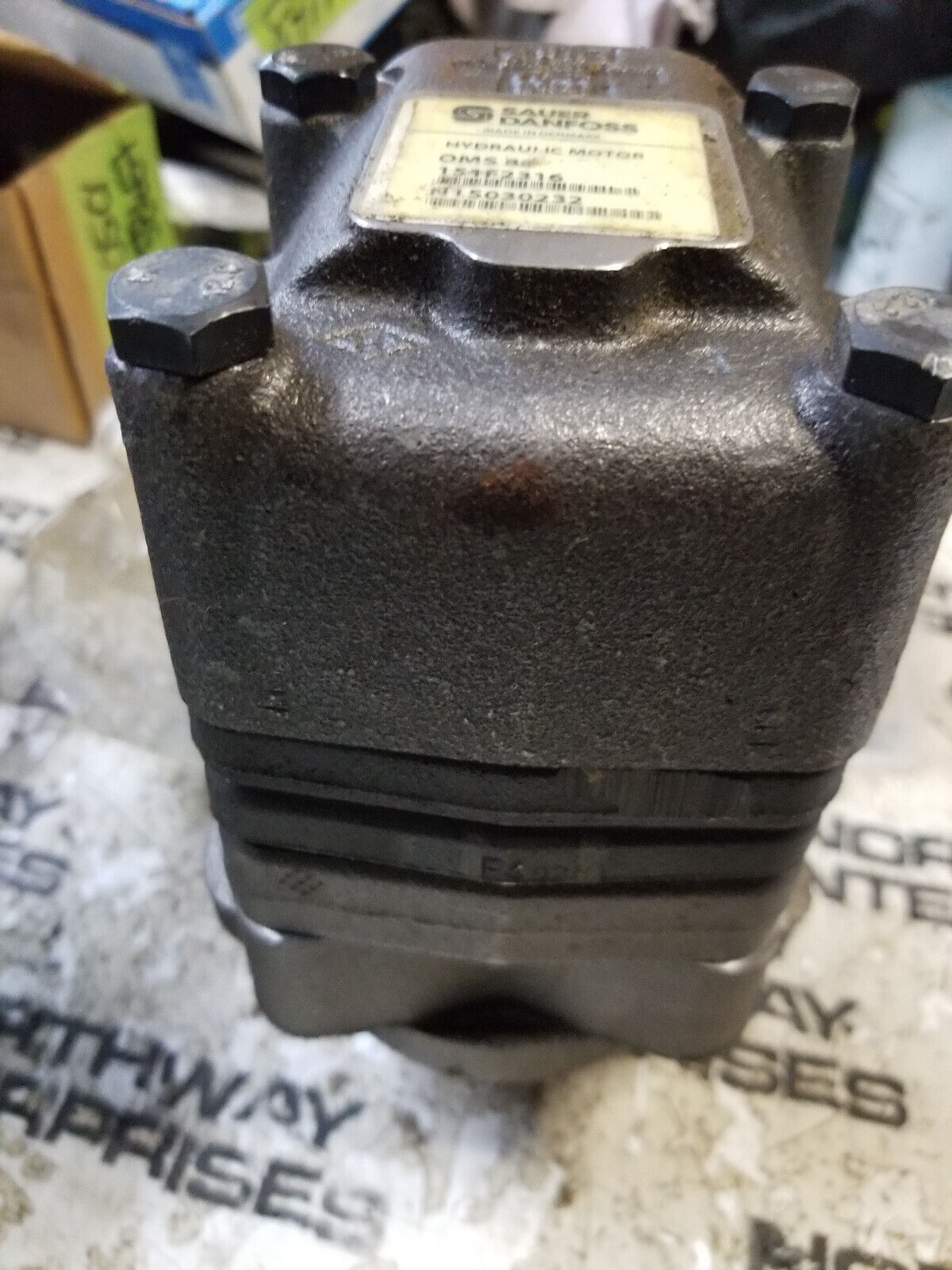 New Genuine OEM Danfoss Orbit Hydraulic Motor OMS80 151F2316 142-956 rpm 80-500