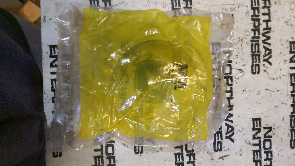 John Deere Clamp RE28140