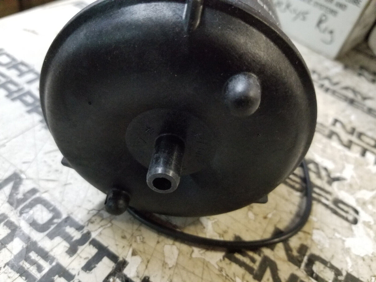 Mercedes Benz A9061810086 1922496 1922496PE CS41044 Centrifugal Oil Filter Repla