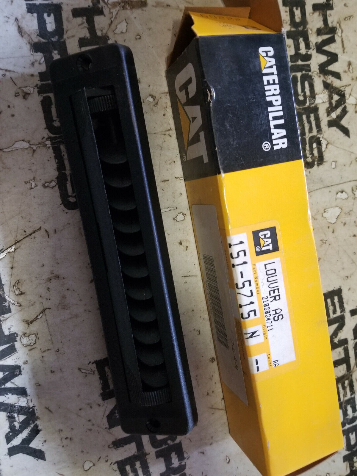 151-5715 CATERPILLAR VENT LOUVER