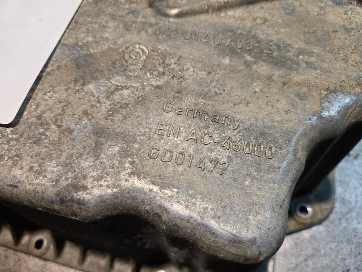 A6420140803  2007-18 Mercedes-Benz Sprinter 2500 3.0 M642 Lower Engine Oil Pan