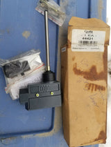 Original Grote 44421 Mechanical Actuation, 12-80V Alarm Switch (New in Box)