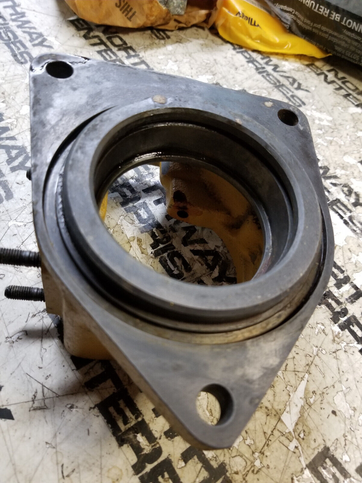 8N-2490 CATERPILLAR HOUSING 8N2490