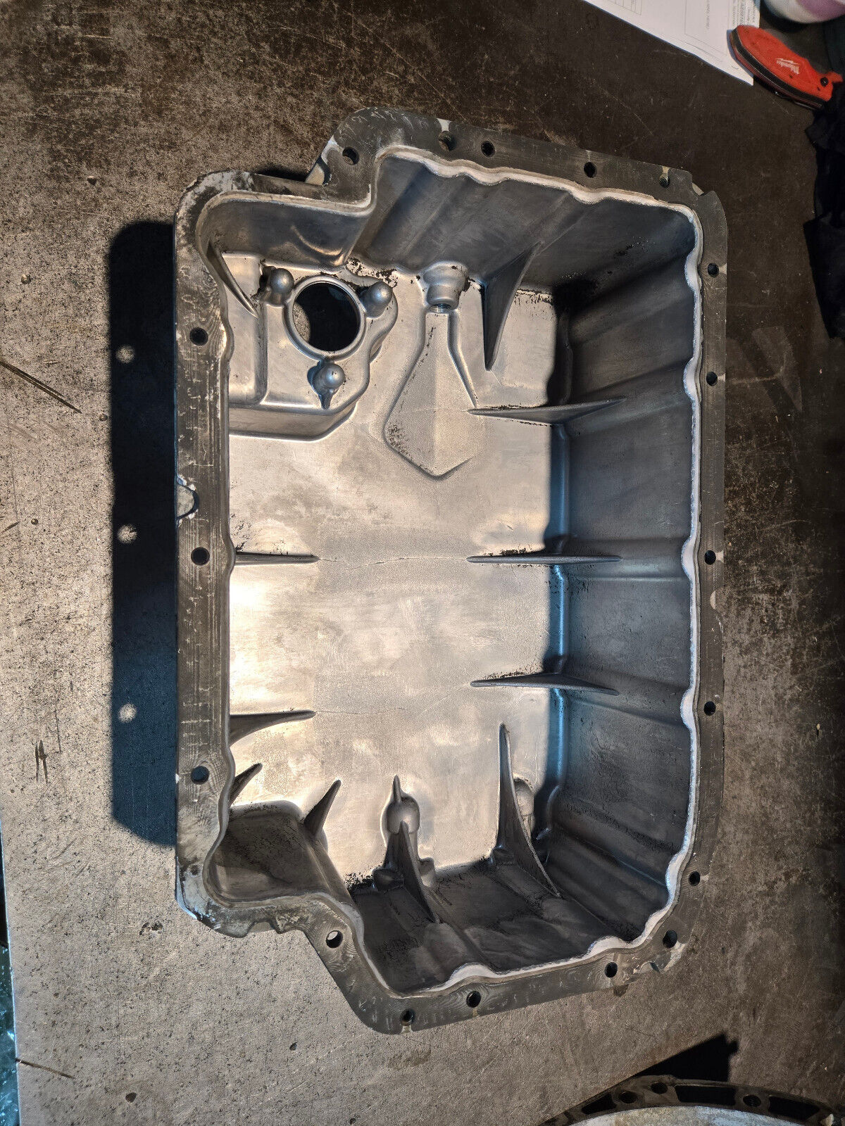 NEW MERCEDES BENZ SPRINTER W906 ENGINE OIL LOWER PAN A6510100313 OEM