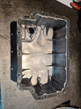 NEW MERCEDES BENZ SPRINTER W906 ENGINE OIL LOWER PAN A6510100313 OEM
