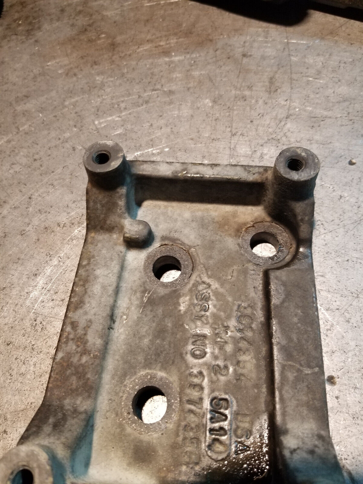03-07 Dodge Ram Cummins 5.9L Engine 3974354 Ac compressor bracket 3974355