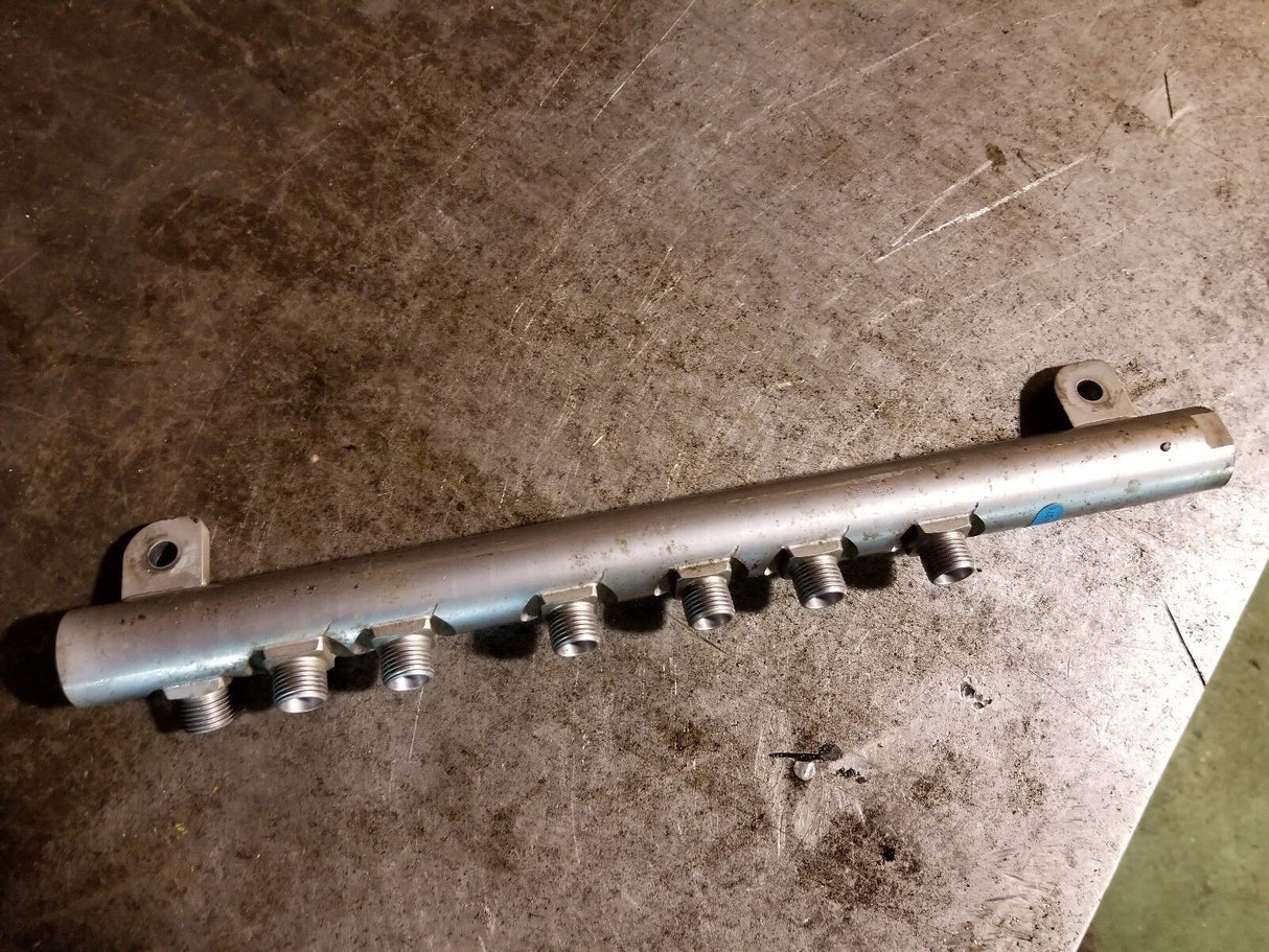 011 2011-2015 Duramax LML High Pressure Fuel Rail 12620532 ref515
