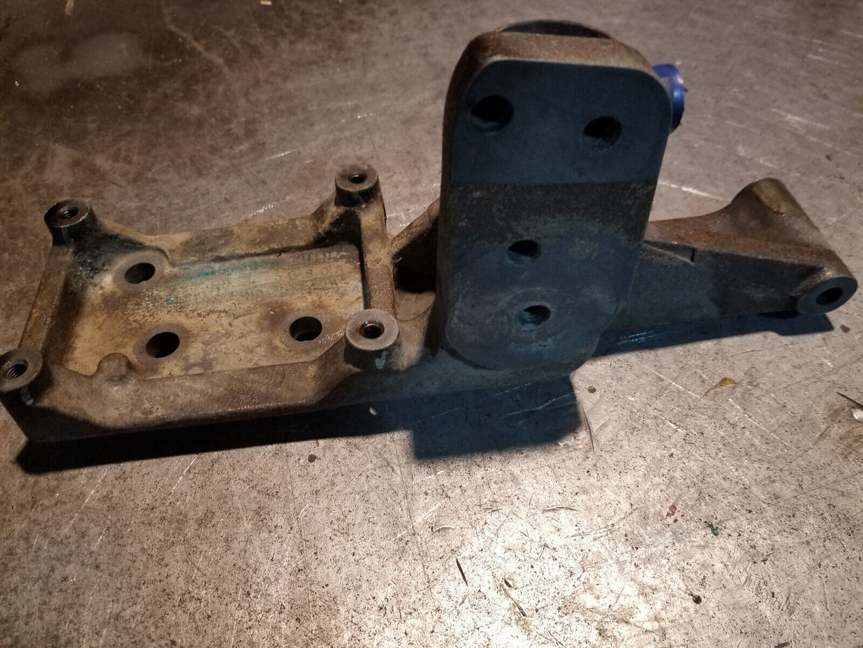 03-07 Dodge Ram Cummins 5.9L Engine 3974354 Ac compressor bracket 3974355