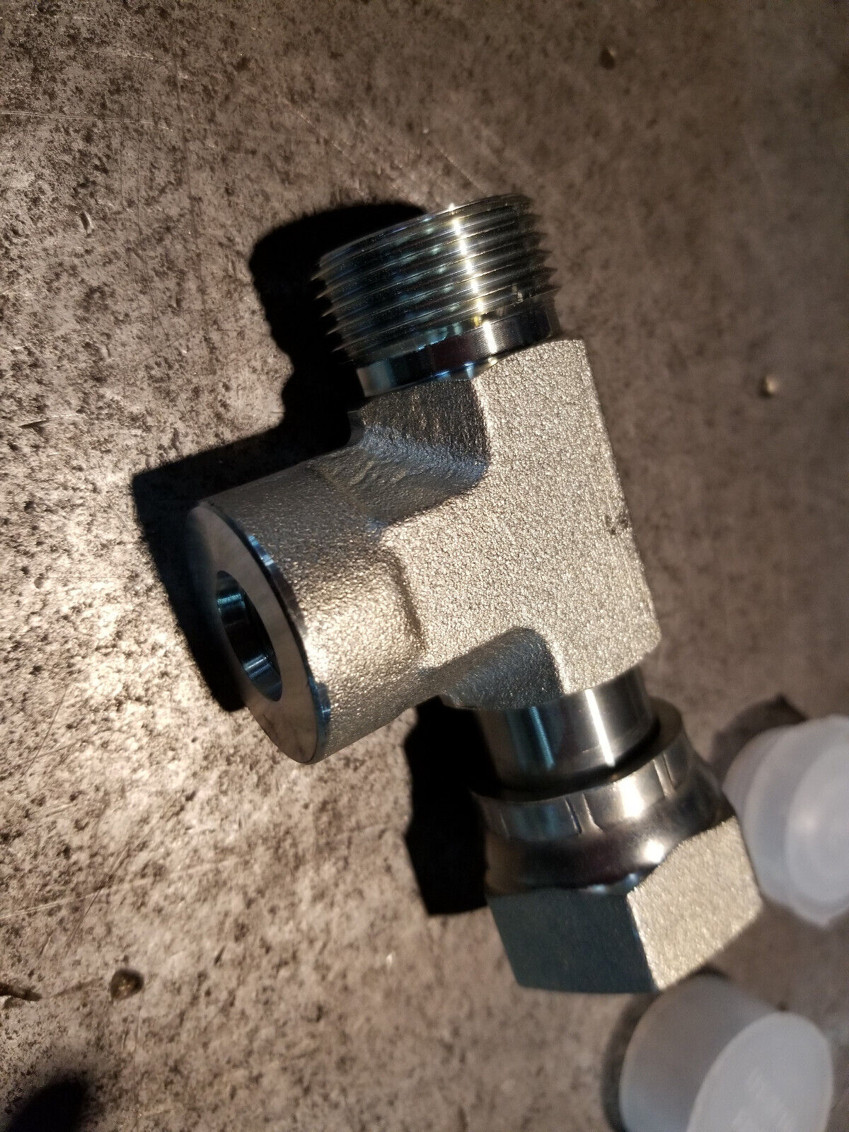 7X-0873 CATERPILLAR 9/16-18 Tee Adapter 7X0873