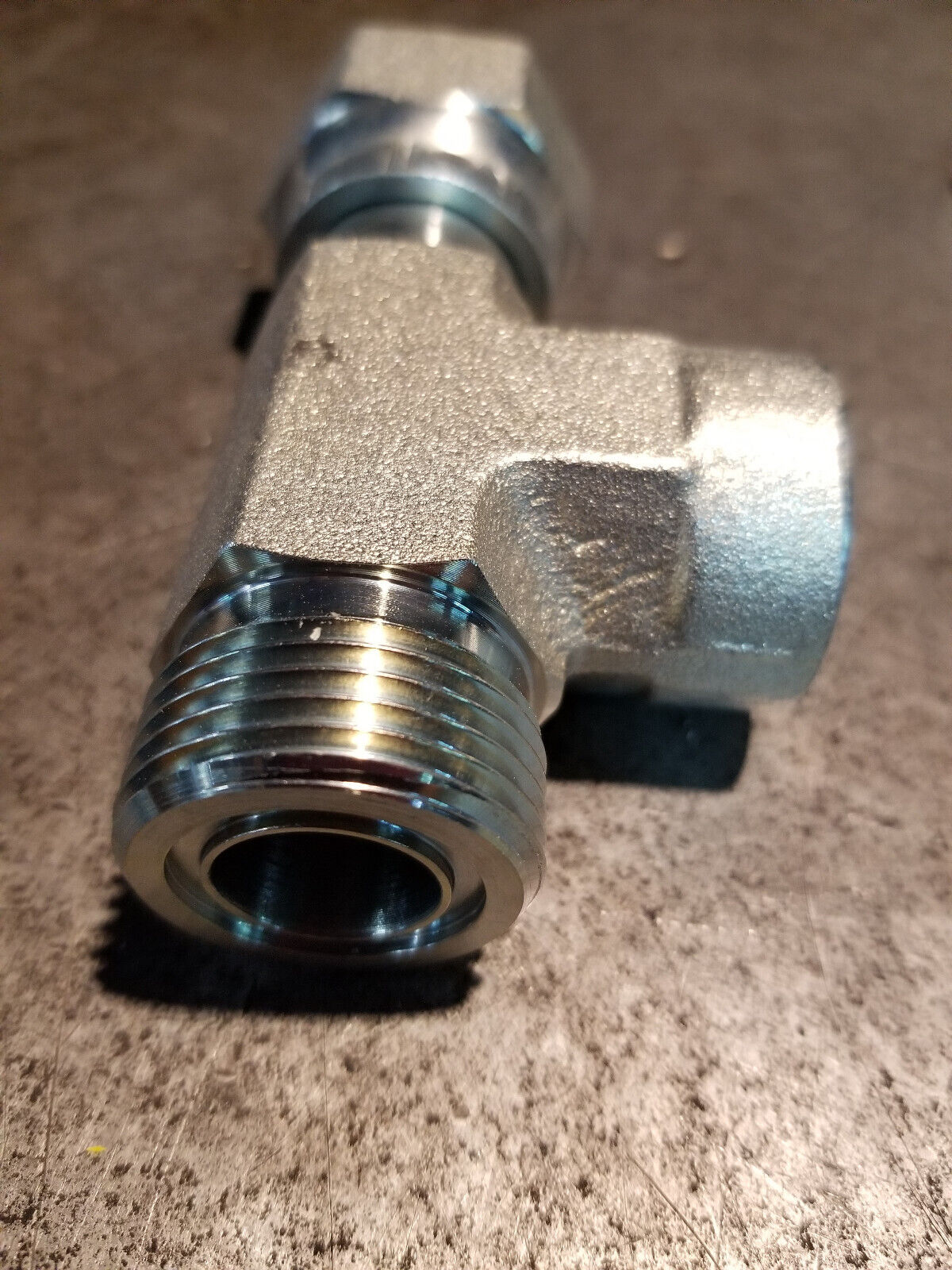 7X-0873 CATERPILLAR 9/16-18 Tee Adapter 7X0873