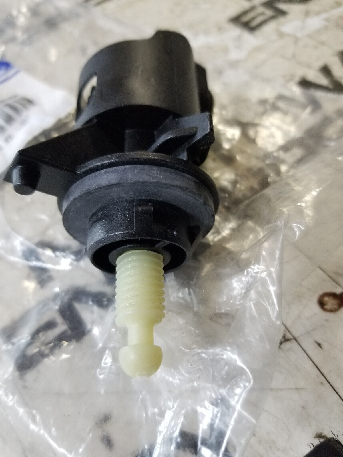 2014-2019 JEEP CHEROKEE HEADLIGHT LAMP LEVELING CONTROL MODULE MOPAR 68226878AA