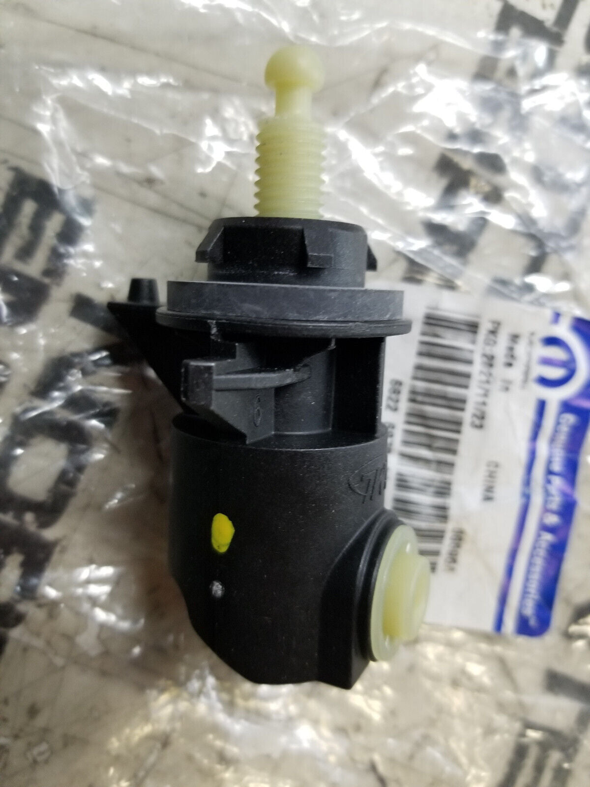 2014-2019 JEEP CHEROKEE HEADLIGHT LAMP LEVELING CONTROL MODULE MOPAR 68226878AA