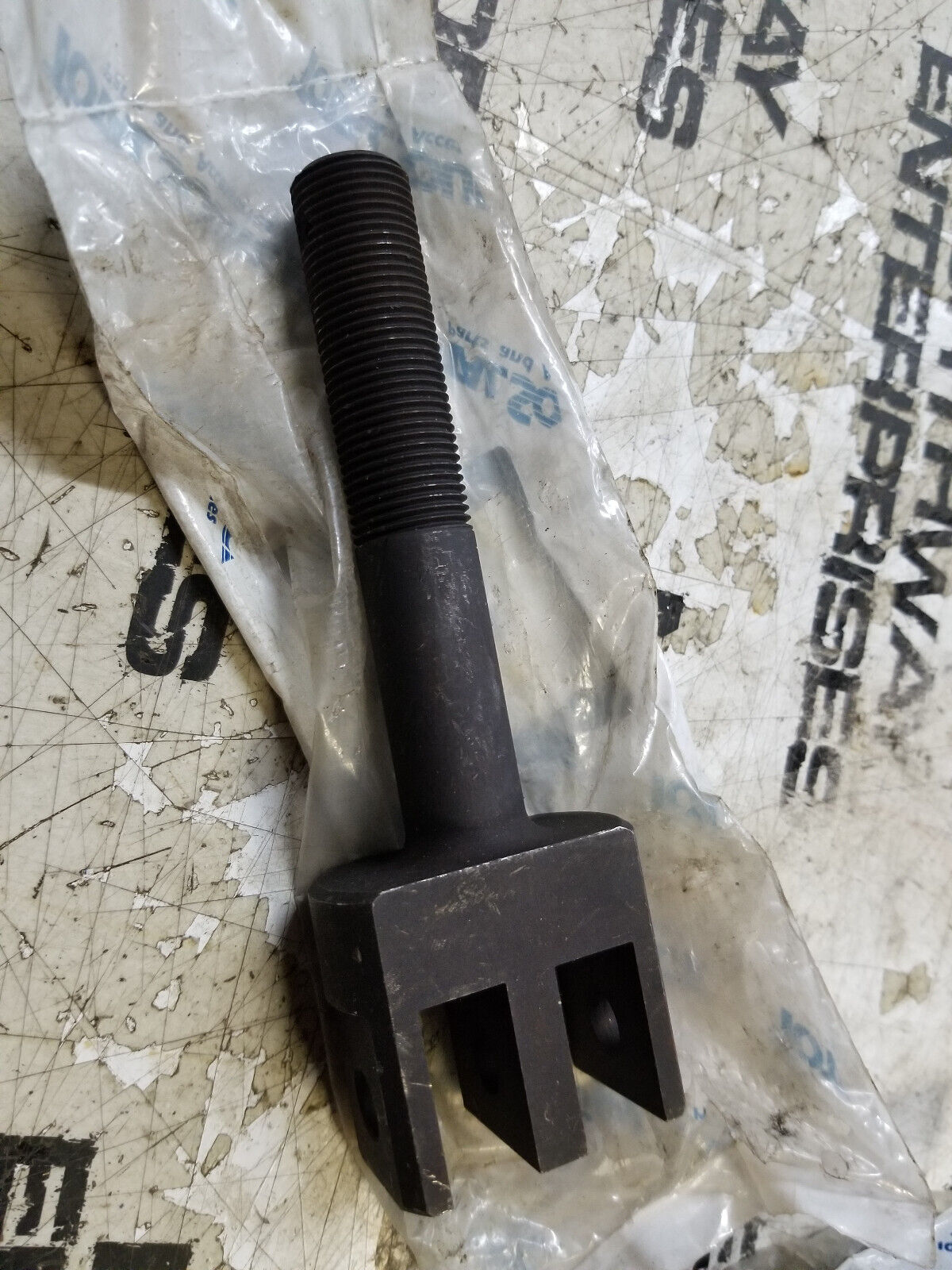 BOLT - CHAIN ANCHOR 1387286 for Hyster hy1387286