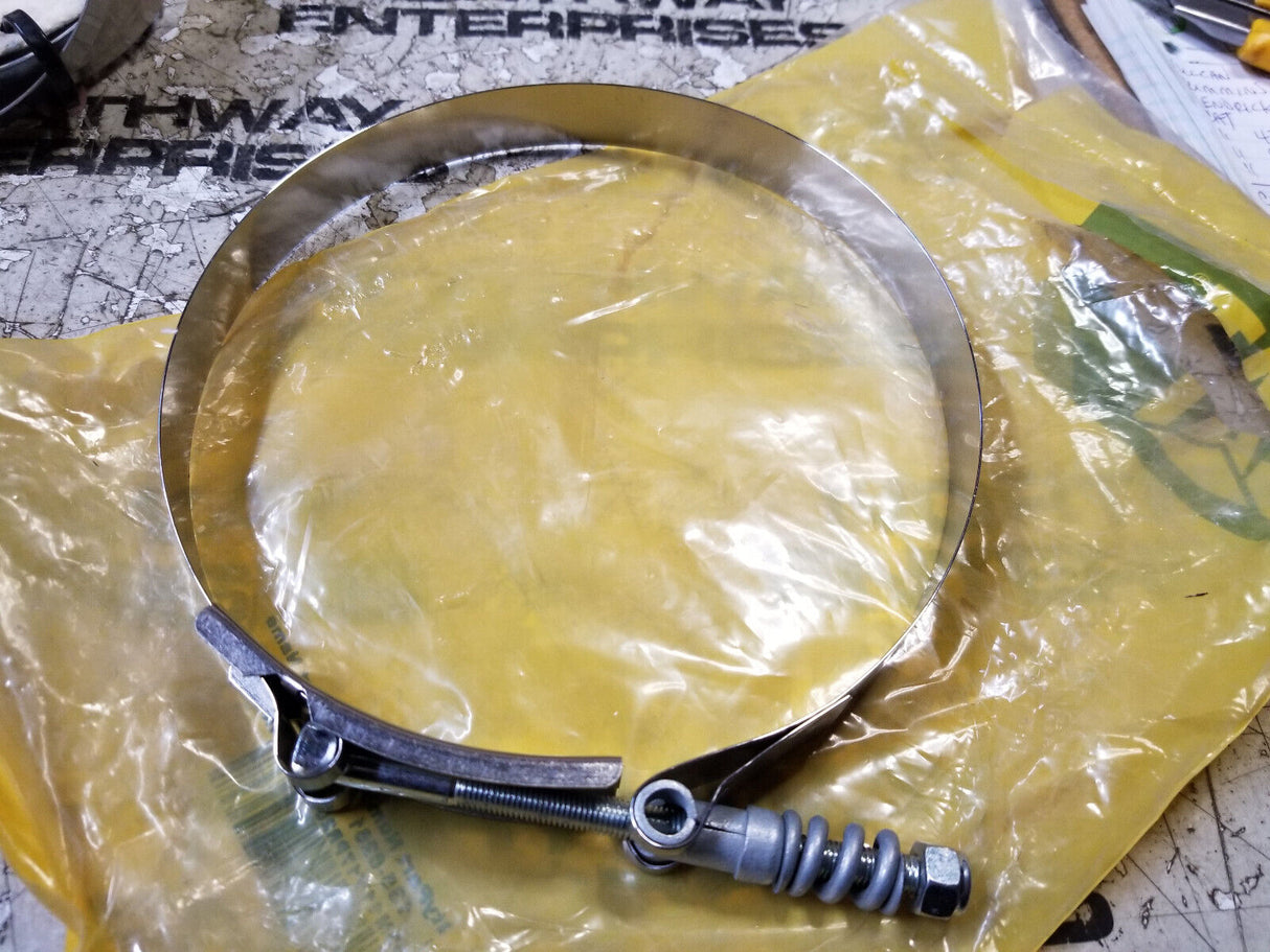 CAT 135-6261 CLAMP 1356261