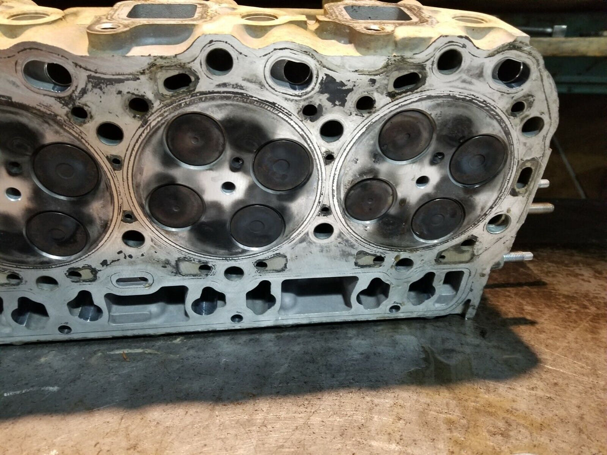 2006-2010 Chevy GMC 6.6 LBZ LMM DURAMAX CYLINDER HEAD RH PASSENGER REF41