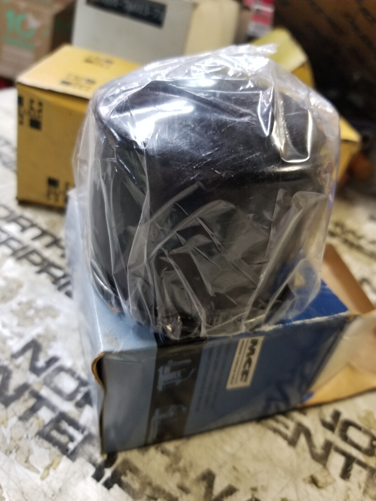Caterpillar 9Y-5011 Engine Air Compressor Breather 9y50111