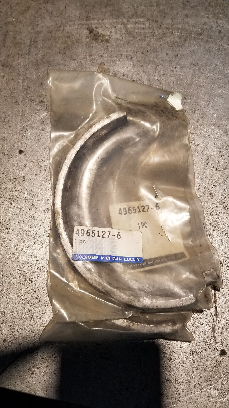 4965127 VOLVO SUPPORT VOE4965127 1PC
