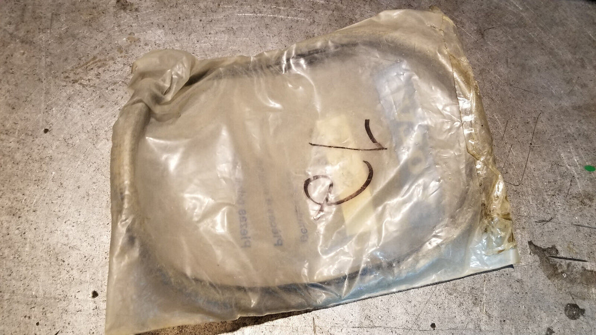 VOE6212886 VOLVO MOULDING 6212886