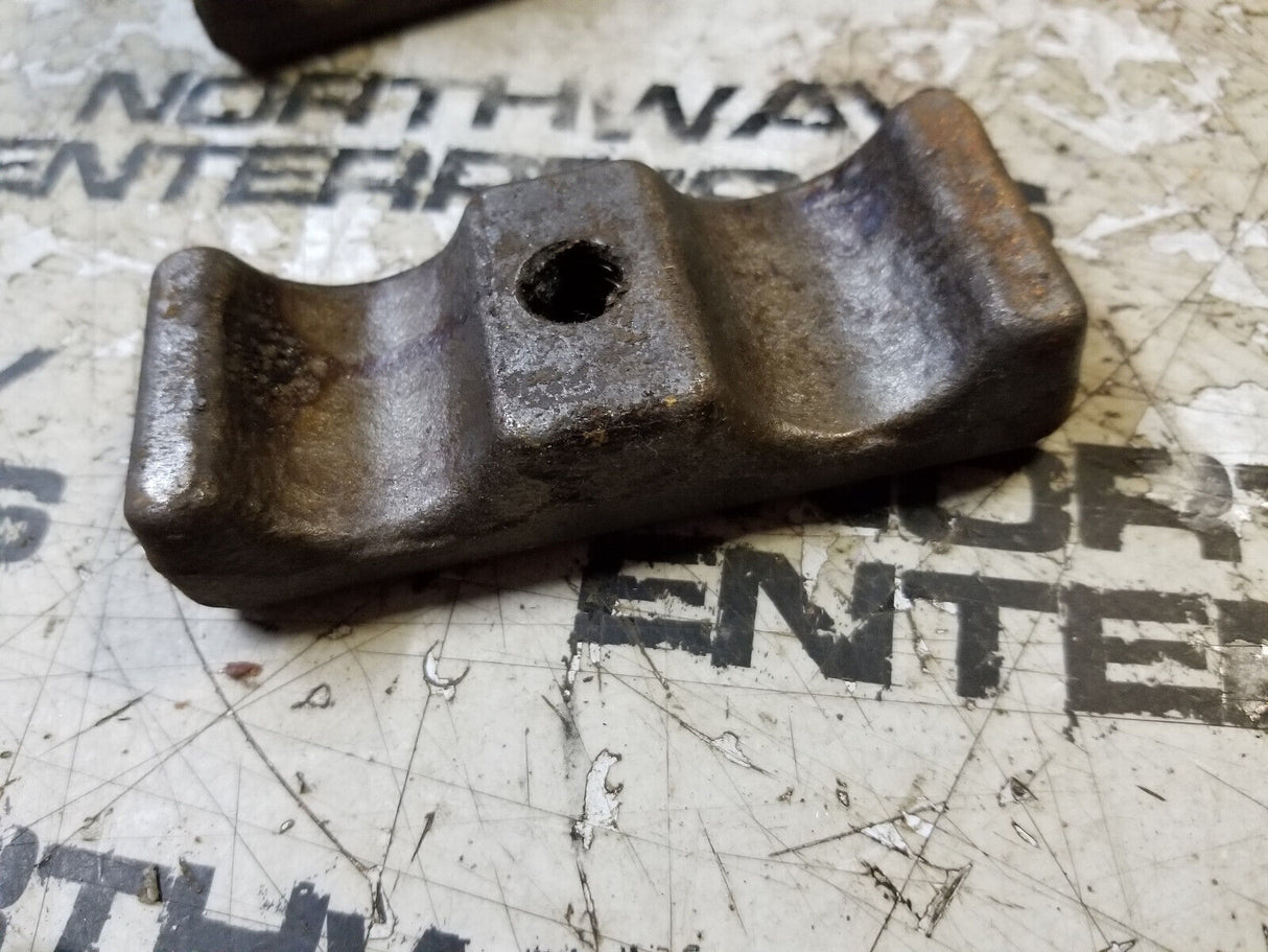 2J-7730 CATERPILLAR CLAMP 2J7730