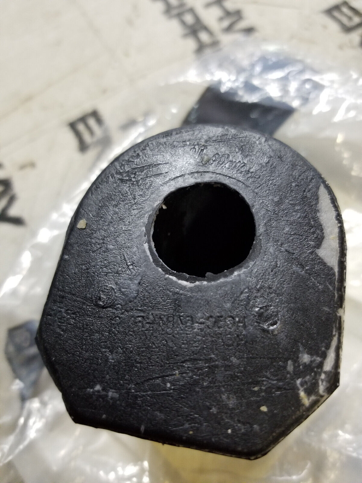 Ford HC3Z-5484-J Rear Stabilizer Bar Bushing 17-19 Super Duty HC3Z5484J