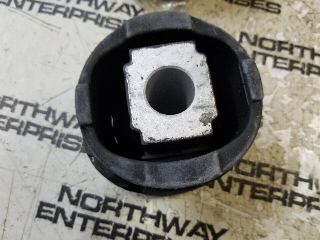 2011-2023 DODGE DURANGO SUSPENSION CROSS-MEMBER INSULATOR NEW OEM 05180731AC