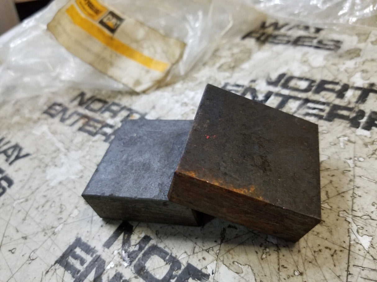 LOT OF 2PC - CAT 3V-4681 3V4681