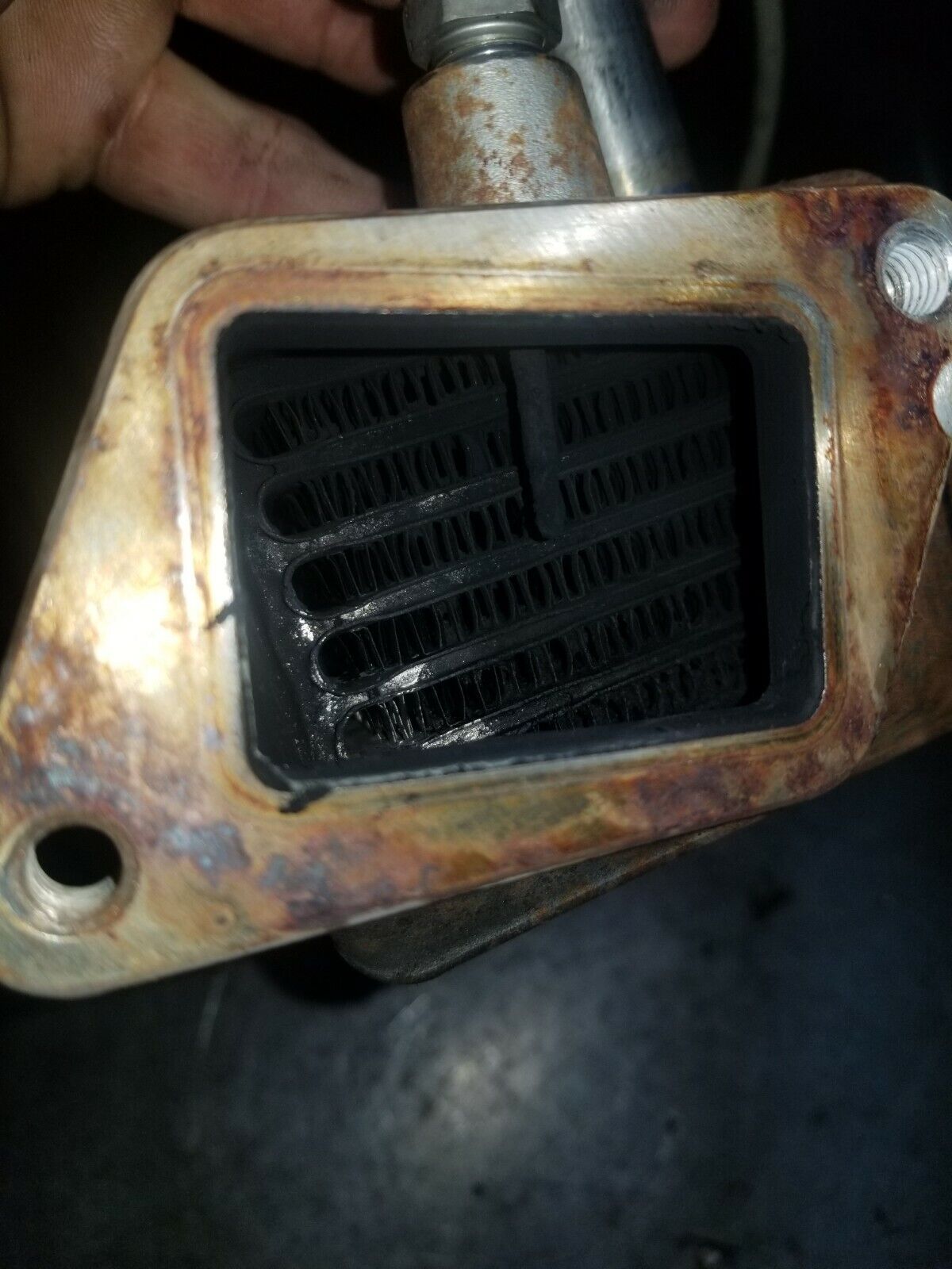 08 09 2008-2010 SILVERADO DURAMAX DIESEL LMM EGR COOLER no valve