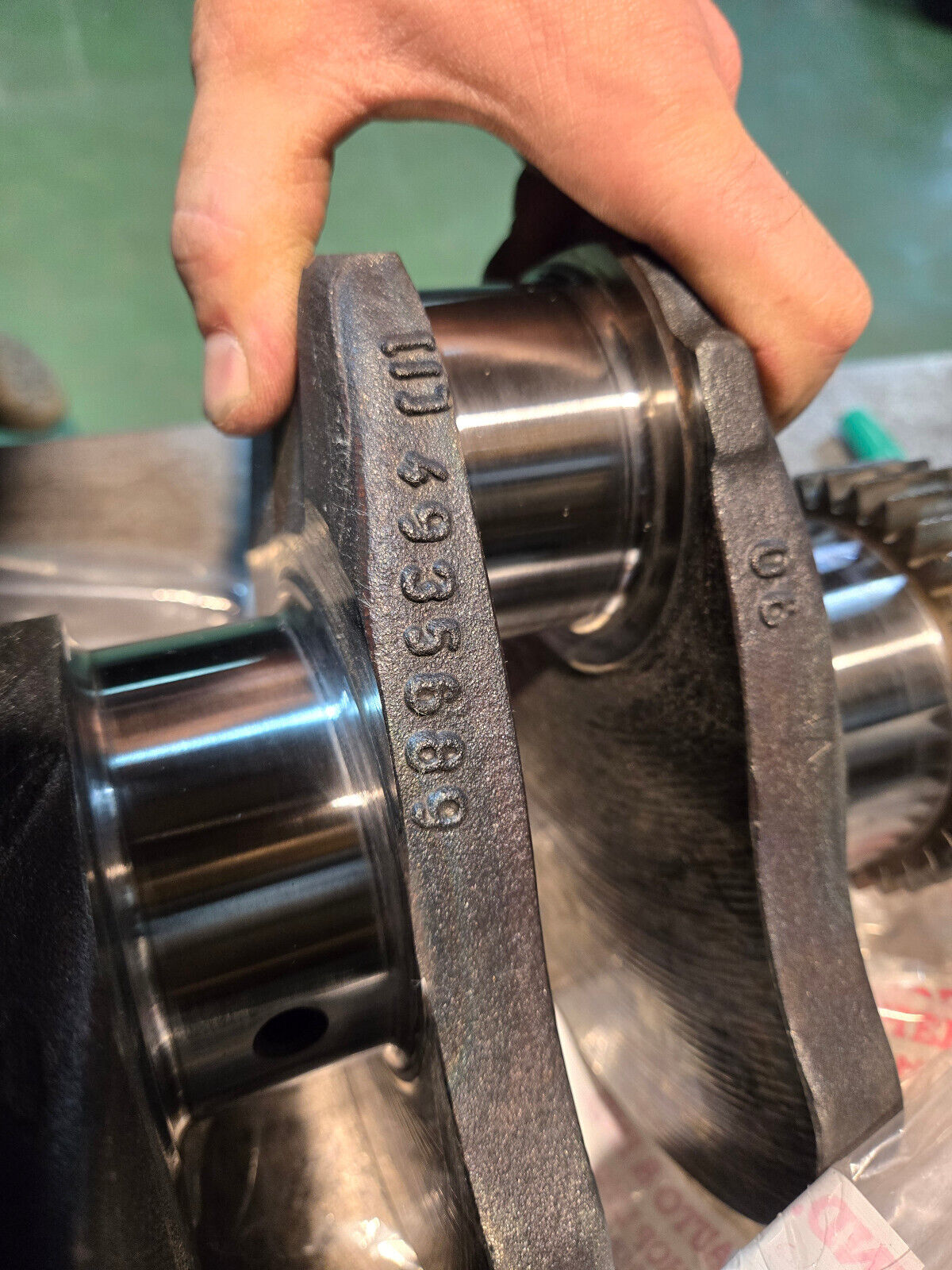 REMAN CUMMINS 6.7L CRANKSHAFT 4935613 POLISHED SONOFLUXED COMPLETE W GEAR