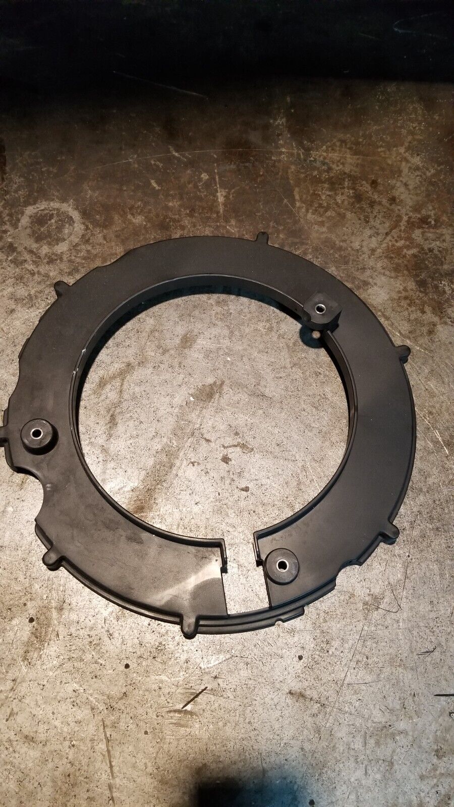 EVINRUDE 300HP G2 BASE, Air duct 0357166 FLYWHEEL COVER