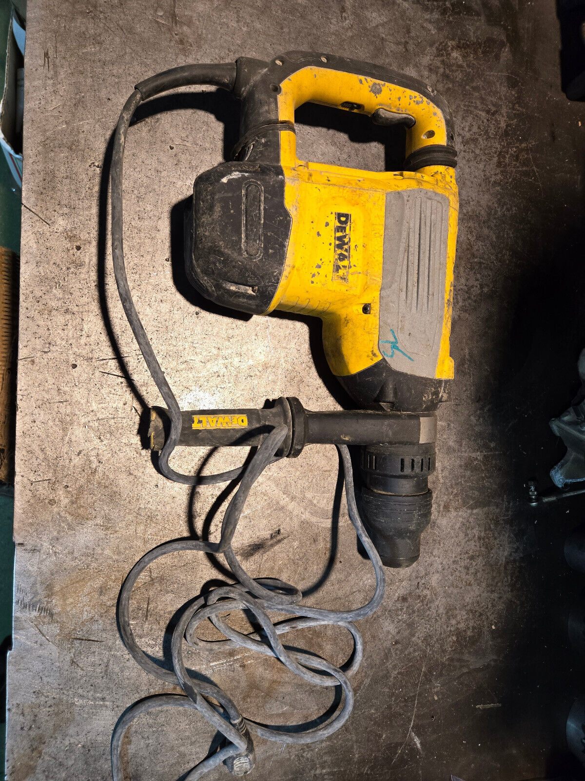 Dewalt D25733 SDS Max Rotary Hammer Drill 1-7/8" Corded Electric