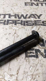 4965483 CUMMINS LOT OF 2 BOLTS