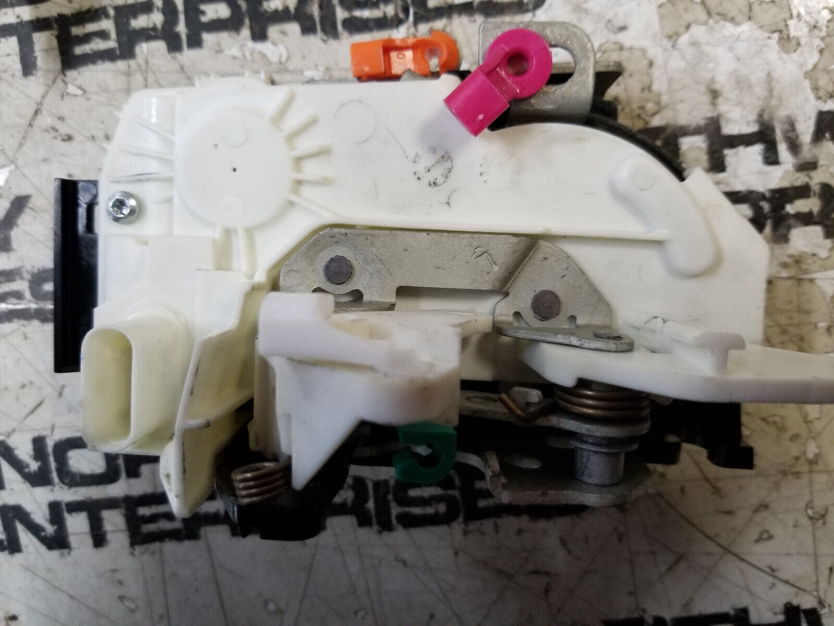 P04589417AI / 4589417AI Door Lock Actuator Motor For Dodge Ram 1500 2009-2018