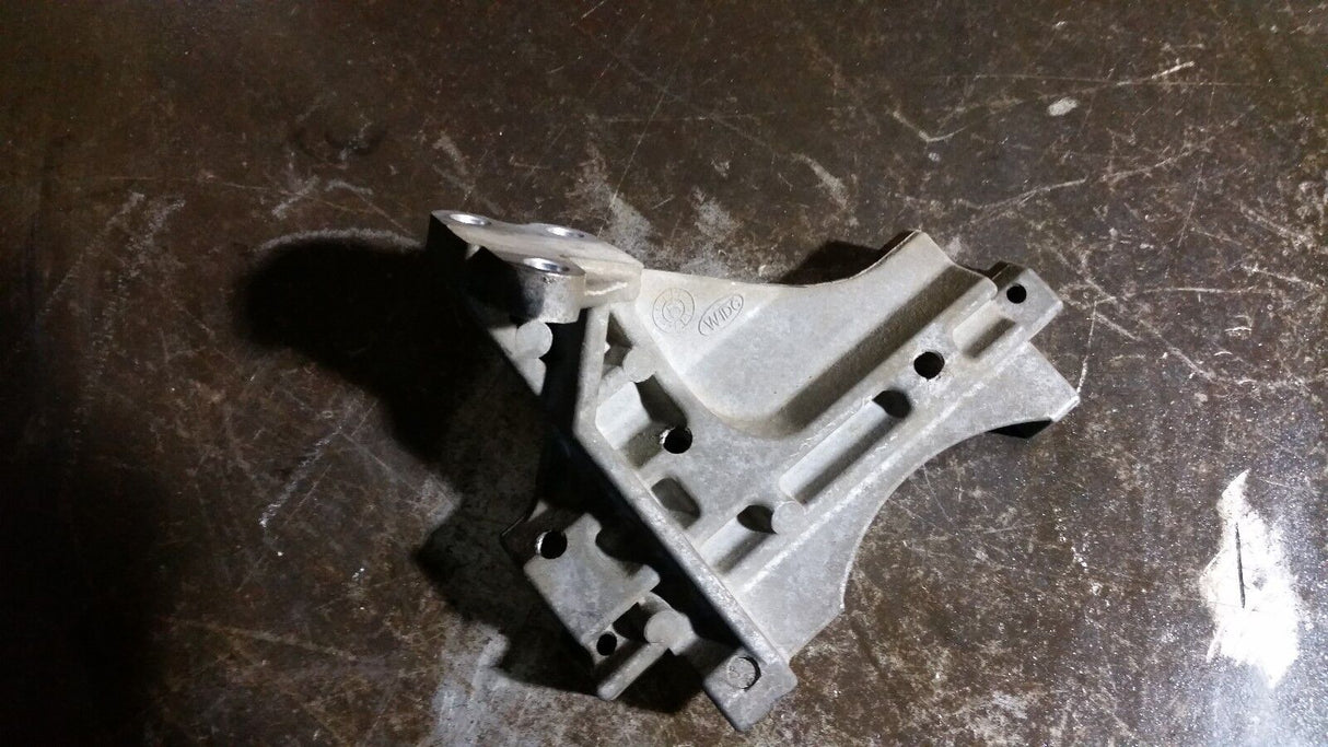 08 09 10 SILVERADO 2500 DURAMAX GLOW PLUG MODULE PEDISTAL 8980006072