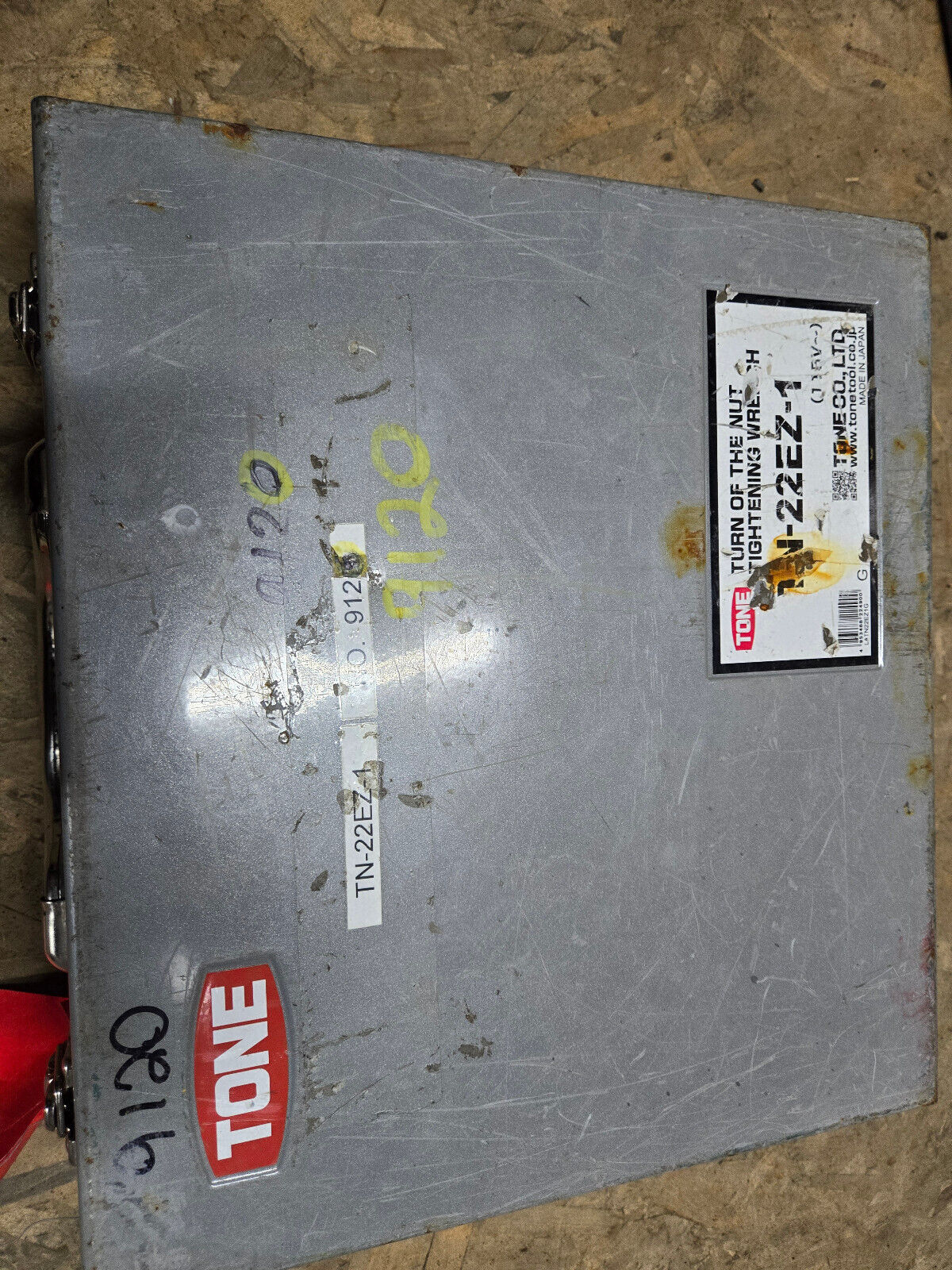 TN-22EZ-1 Tone Shear Wrench Model TN-22EZ-1 - Turn of the Nut Tightening Wrench